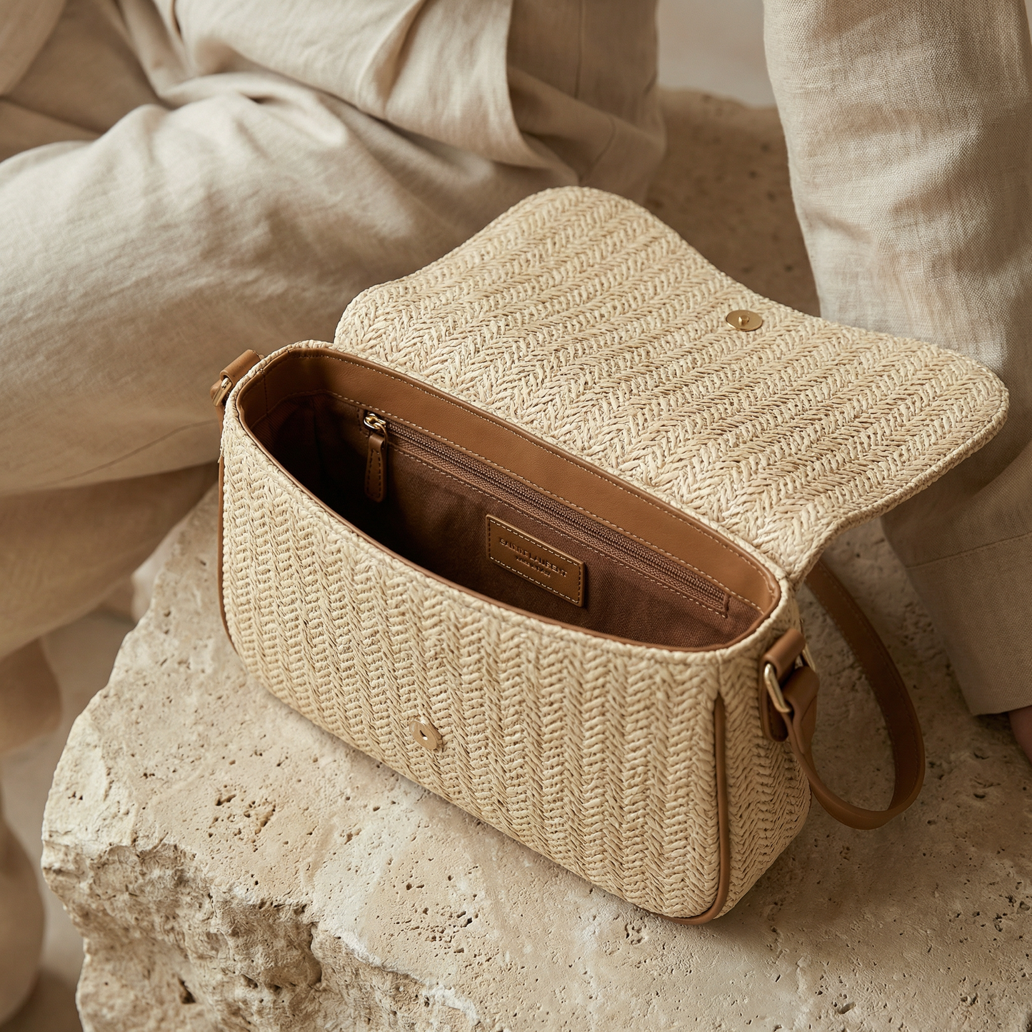 The Straw Handbag