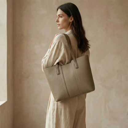 The Lana Shopper