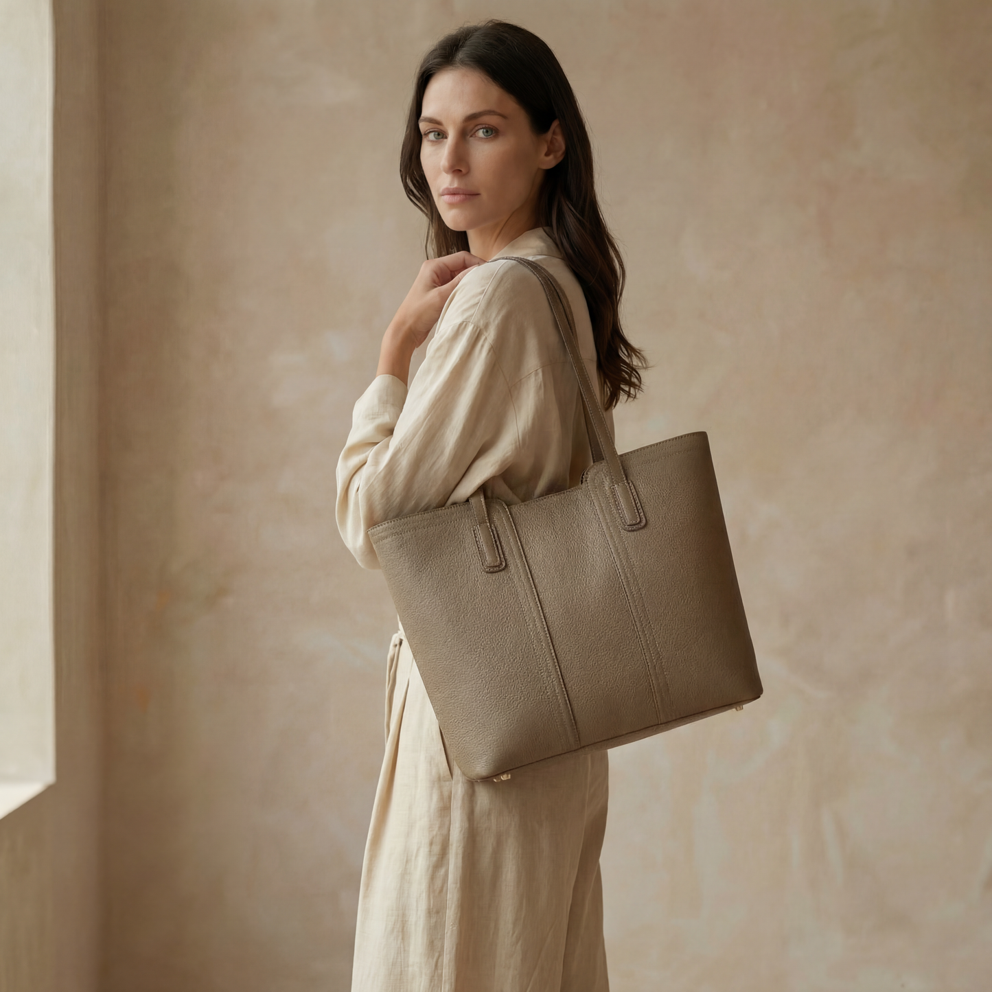 The Lana Shopper